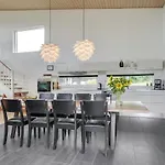 Lyly - 100m From The Sea By Interhome Vakantiehuis *