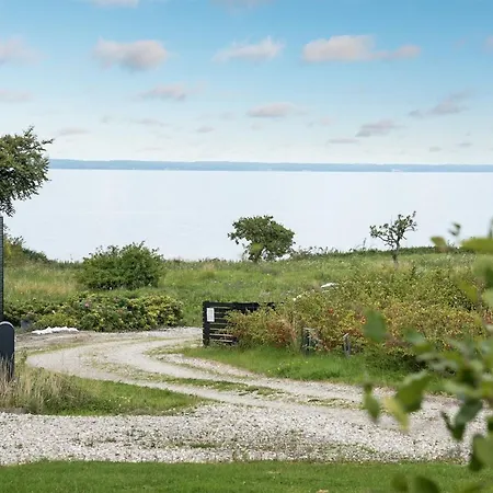 Lyly - 100m From The Sea By Interhome *